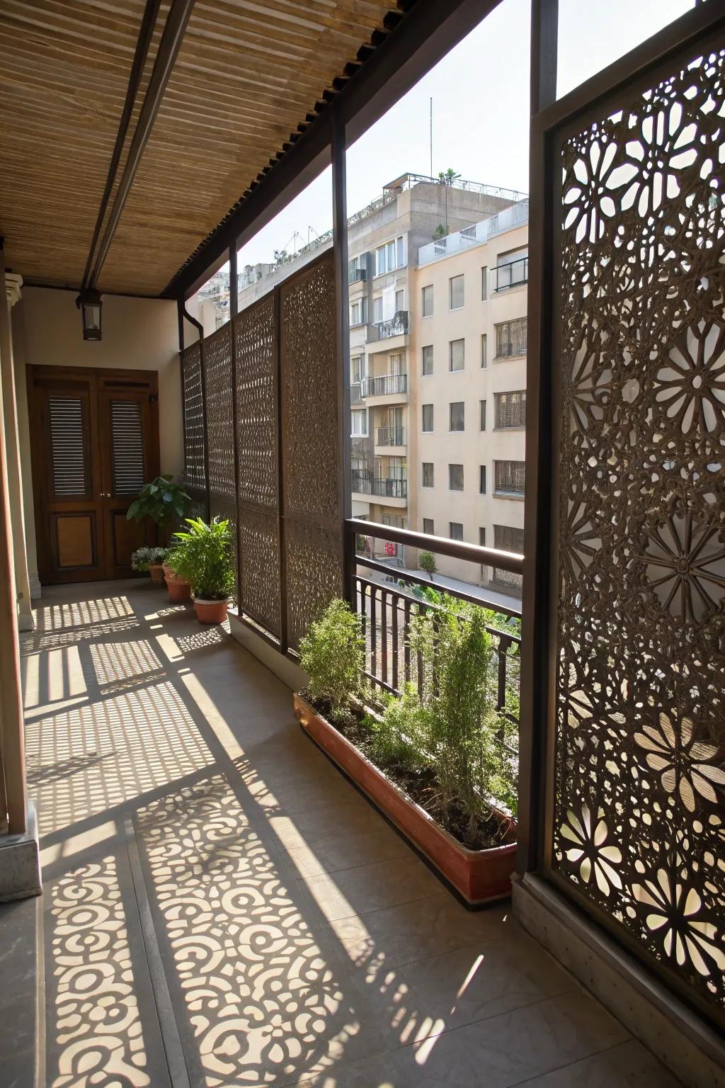 Decorative screens offer shade and visual interest.