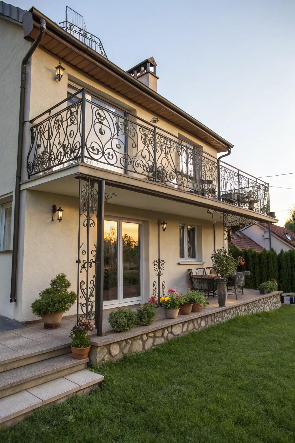 A front extension that includes a delightful balcony, ideal for tranquil mornings.
