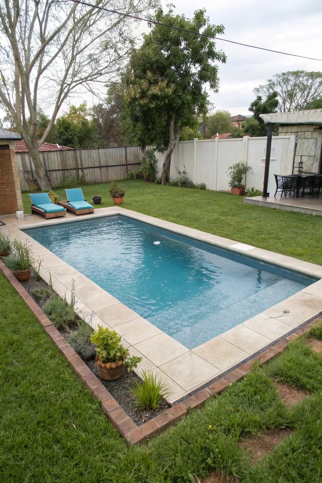 Unending edge illusion within a small pool environment.